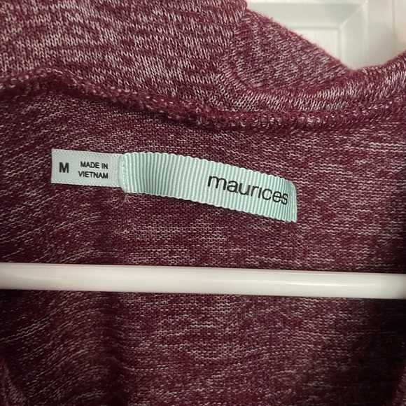 Maurice’s Sleeveless Cowl neck - Picture 2 of 4